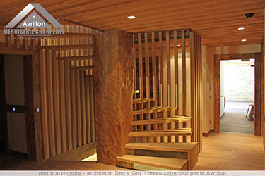 escalier en bois construction de chalet entreprise Avrillon