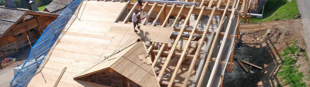 Entreprise Avrillon entreprise pose de charpente dans toute la région de Haute Savoie charpentier professionnel des Alpes